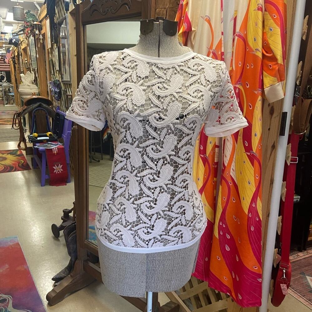 LOFT‎ Cream Lace Women’s Top (E)
